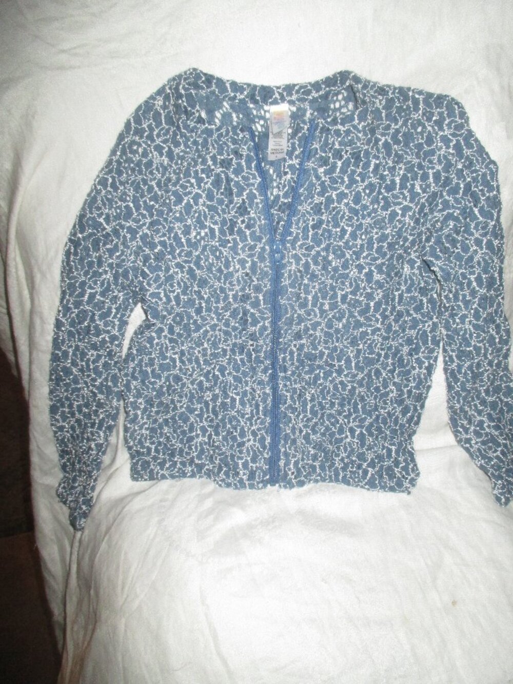 Lularoe Kids Girls Lacy Floral Jacket Size 6- Blue